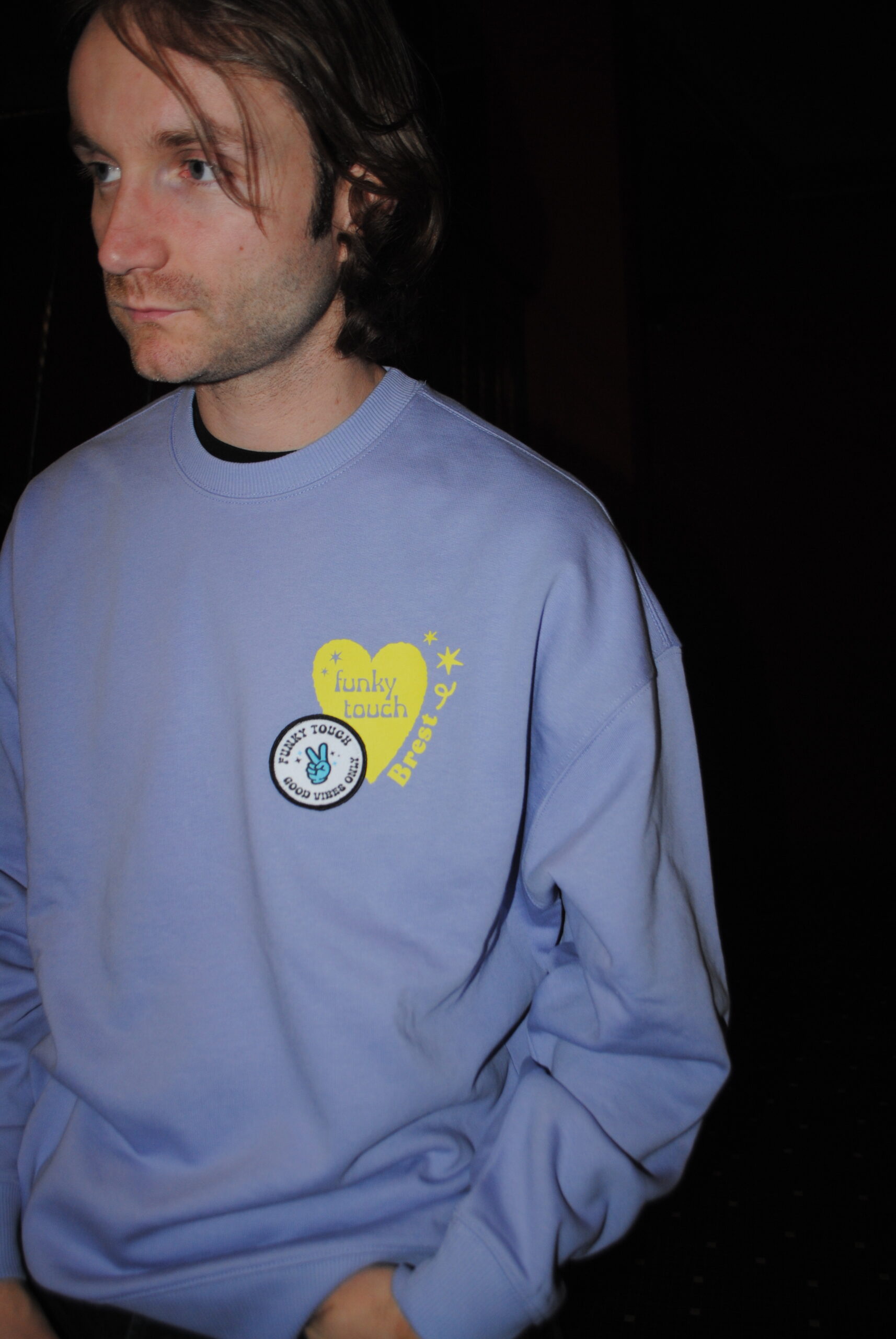 Sweat Unisexe Funky Tortue Violet – Image 3